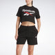 Remera Logo Crew Cropped